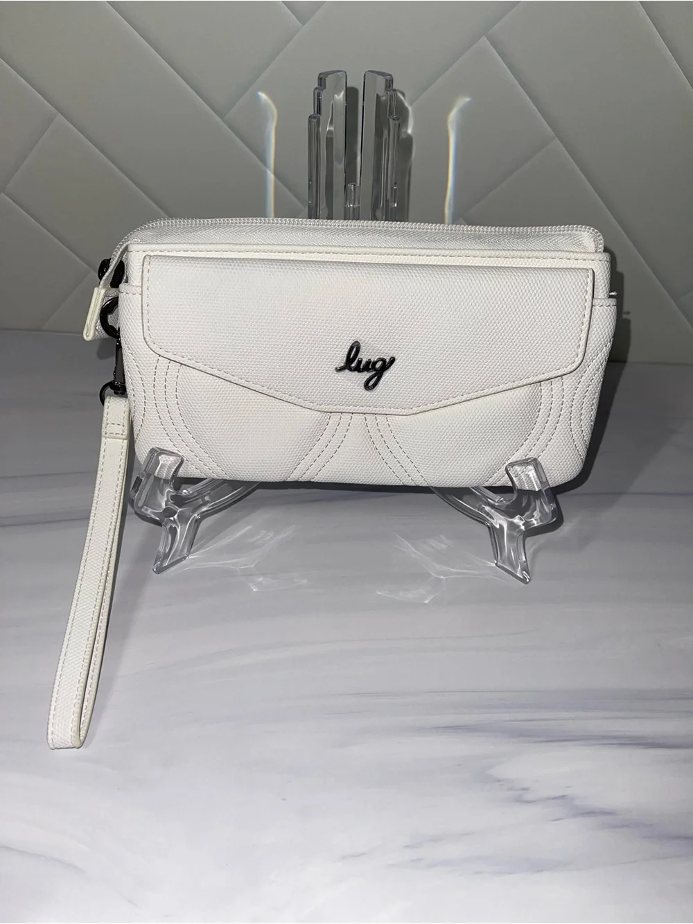 Lug Blitz Matte Luxe Vegan Leather White wristlet / new with slight imperfection